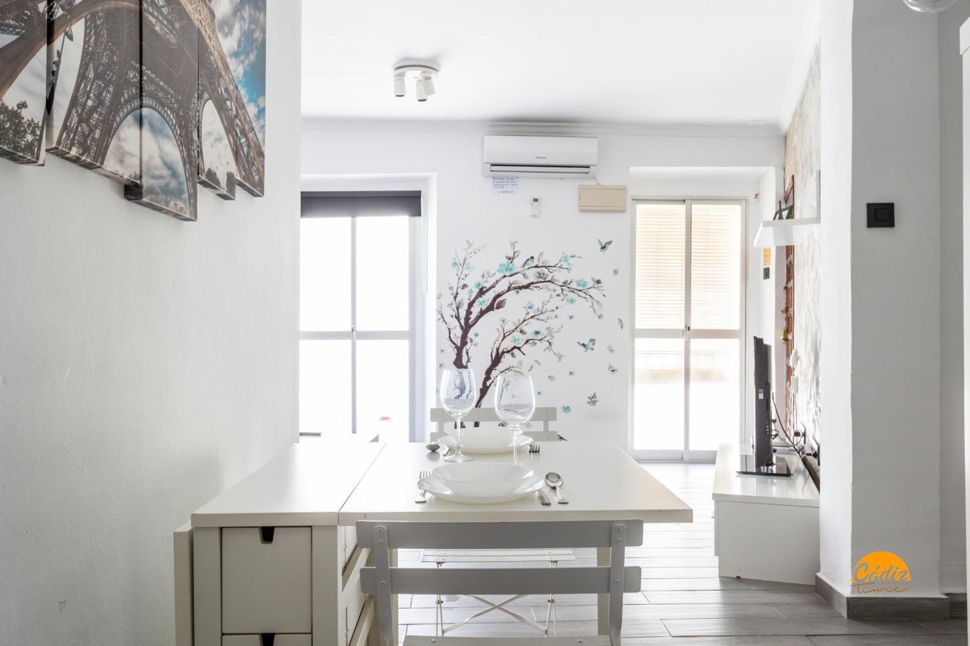 Modern Haven Loft By Cadiz Time Apartment ภายนอก รูปภาพ